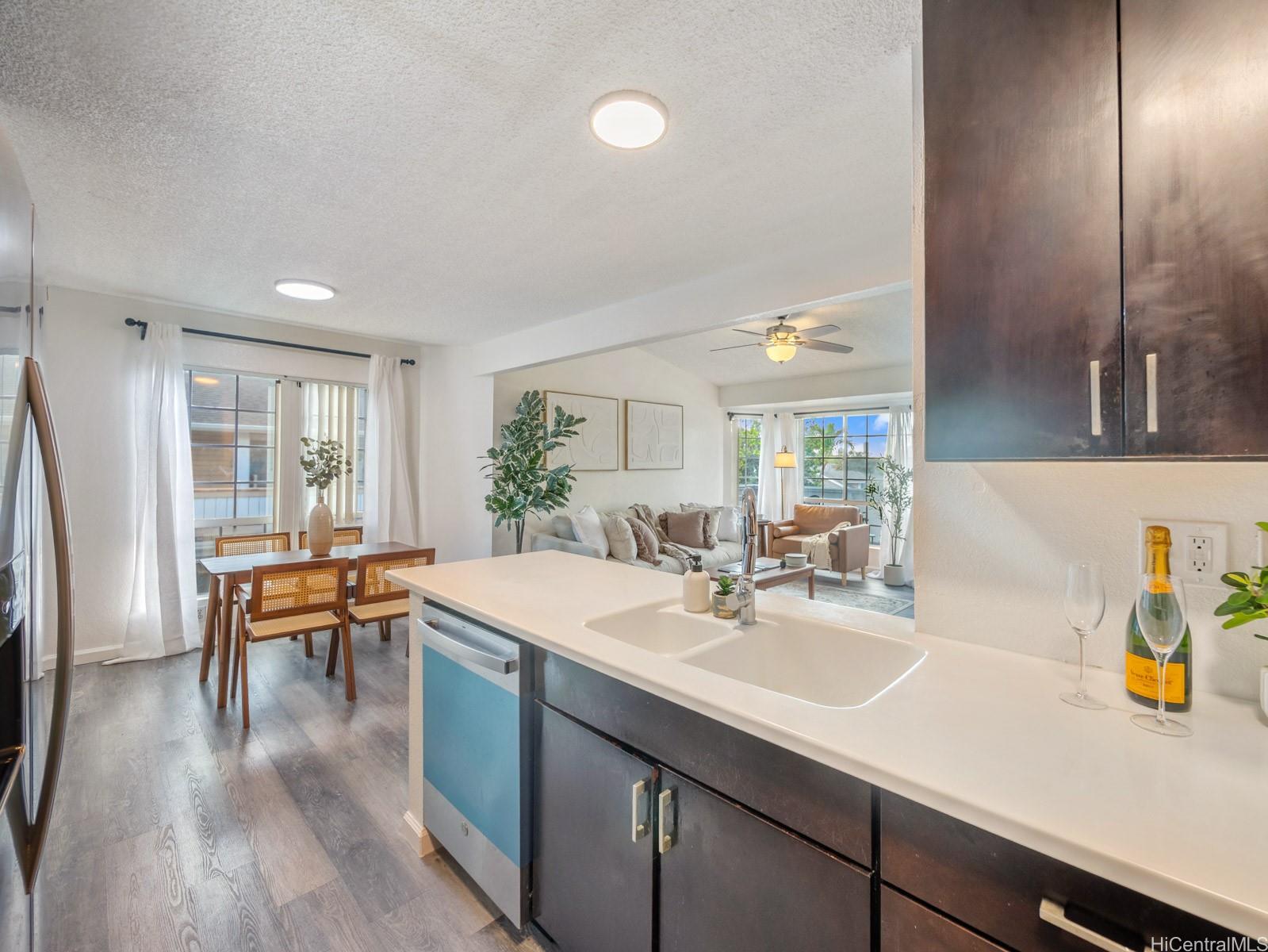 594 Mananai Place townhouse # 21T, Honolulu, Hawaii - photo 11 of 25