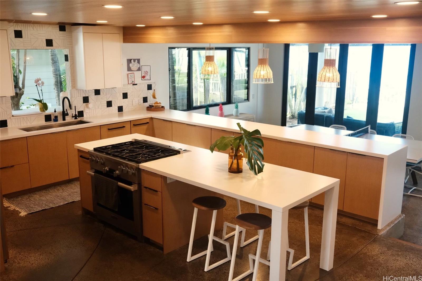 59-471  Ke Waena Road Sunset Area, North Shore home - photo 2 of 24