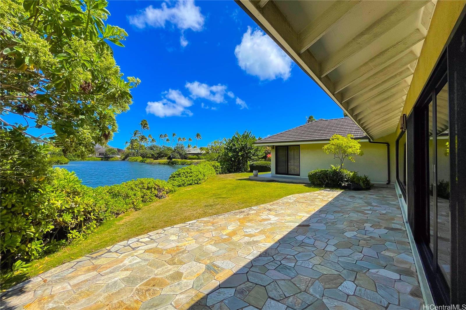 5949  Kalanianaole Hwy Paiko Lagoon, Diamond Head home - photo 8 of 25