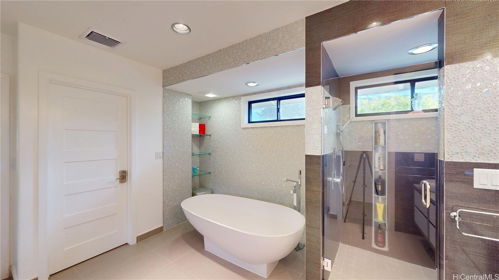 5949  Kalanianaole Hwy Paiko Lagoon, Diamond Head home - photo 17 of 25