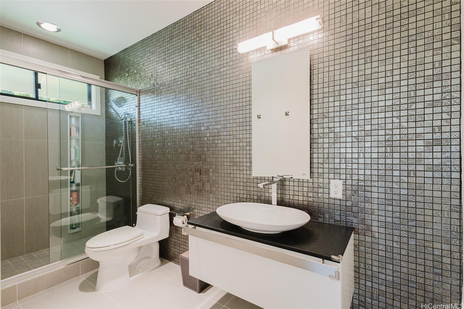 5949  Kalanianaole Hwy Paiko Lagoon, Diamond Head home - photo 22 of 25