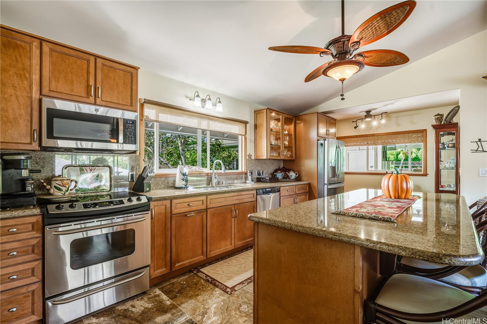 59-502  Kamehameha Hwy Sunset Area, North Shore home - photo 5 of 25