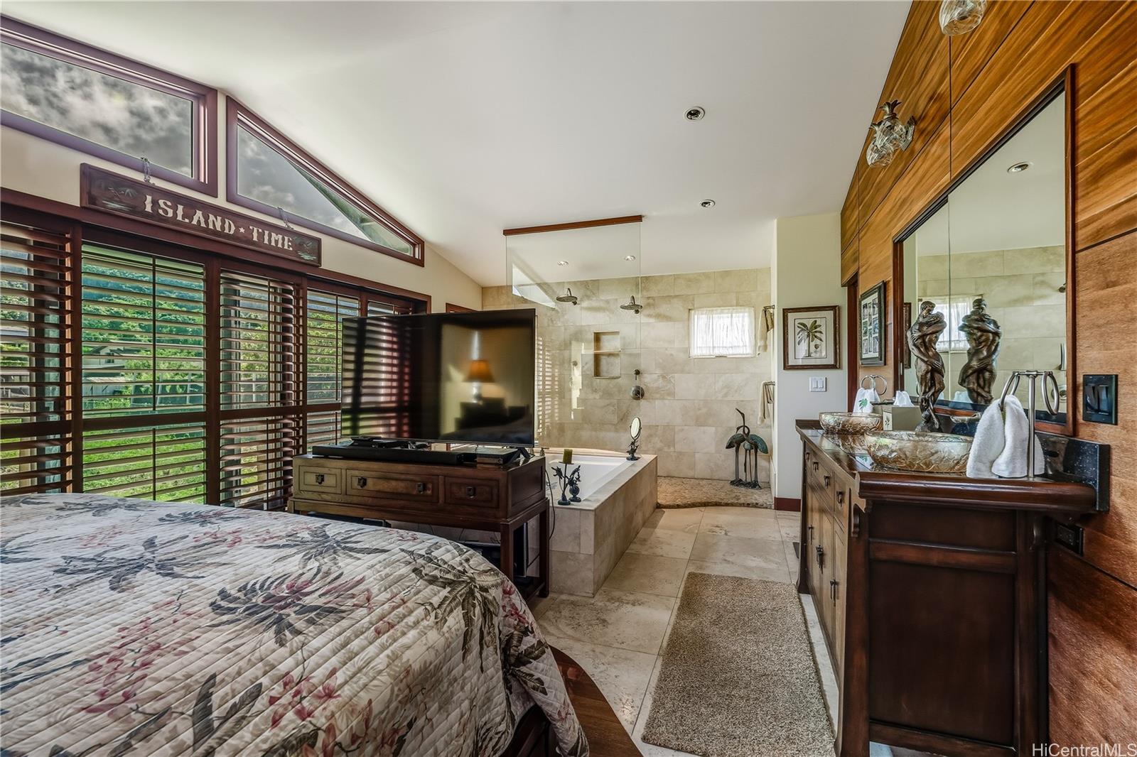 59-502  Kamehameha Hwy Sunset Area, North Shore home - photo 9 of 25