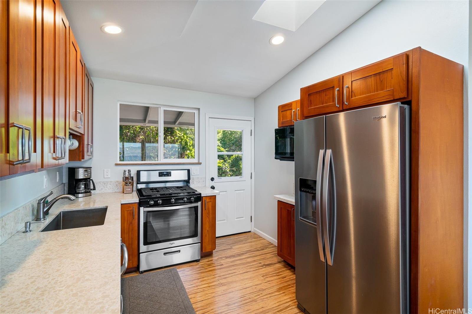 59-621  Ke Iki Rd Sunset Area, North Shore home - photo 4 of 14