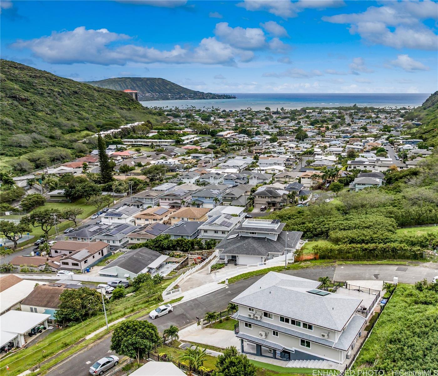 597 and 597 A  Papahehi Place Kuliouou, Diamond Head home - photo 3 of 25