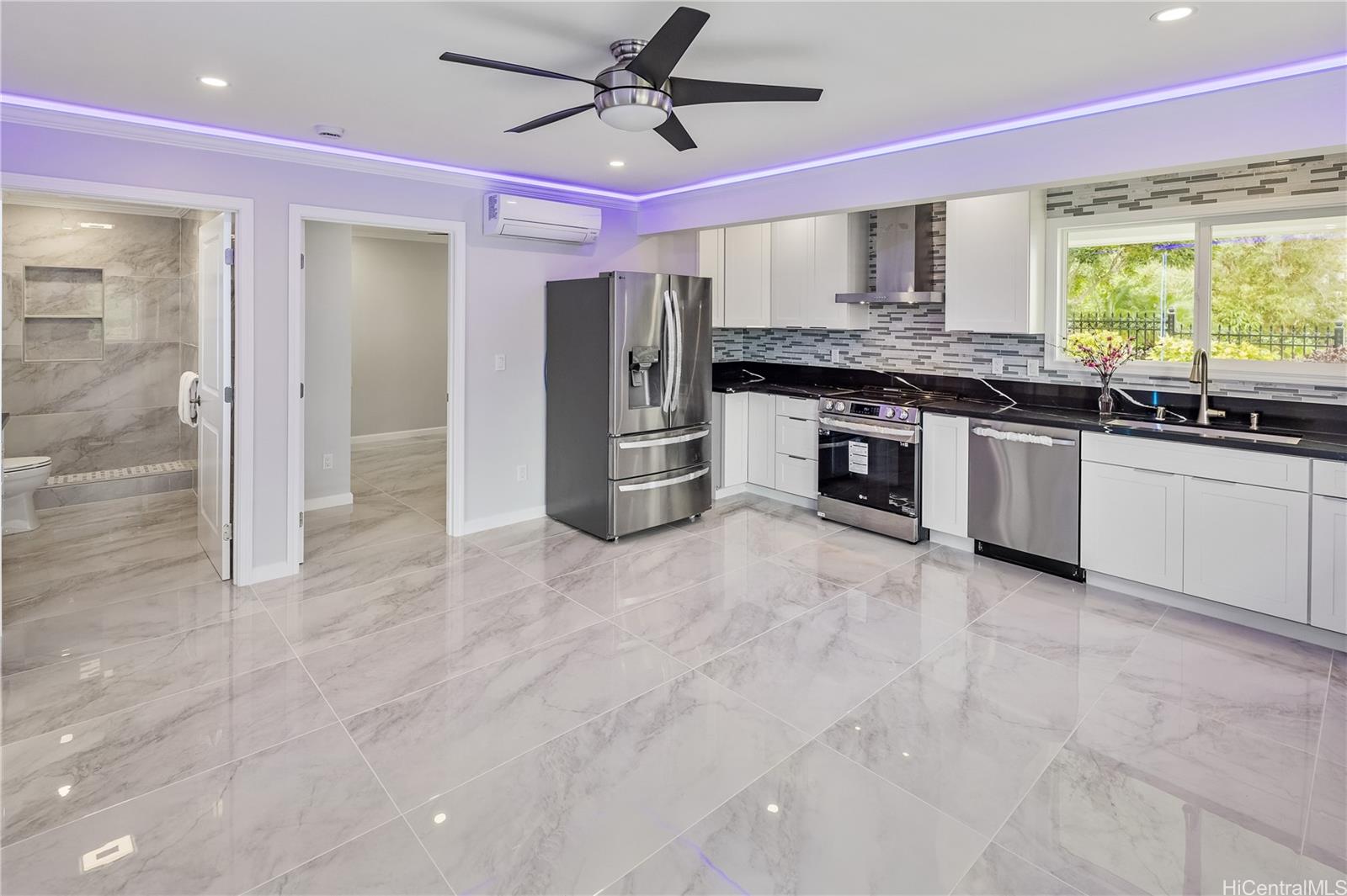 597 and 597 A  Papahehi Place Kuliouou, Diamond Head home - photo 23 of 25