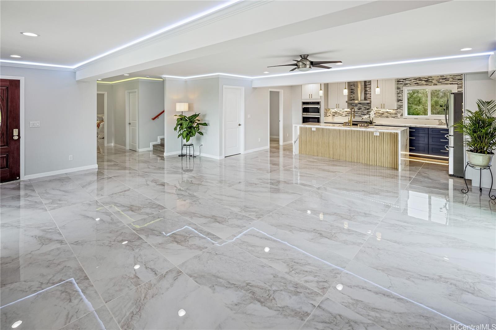 597 and 597 A  Papahehi Place Kuliouou, Diamond Head home - photo 9 of 25