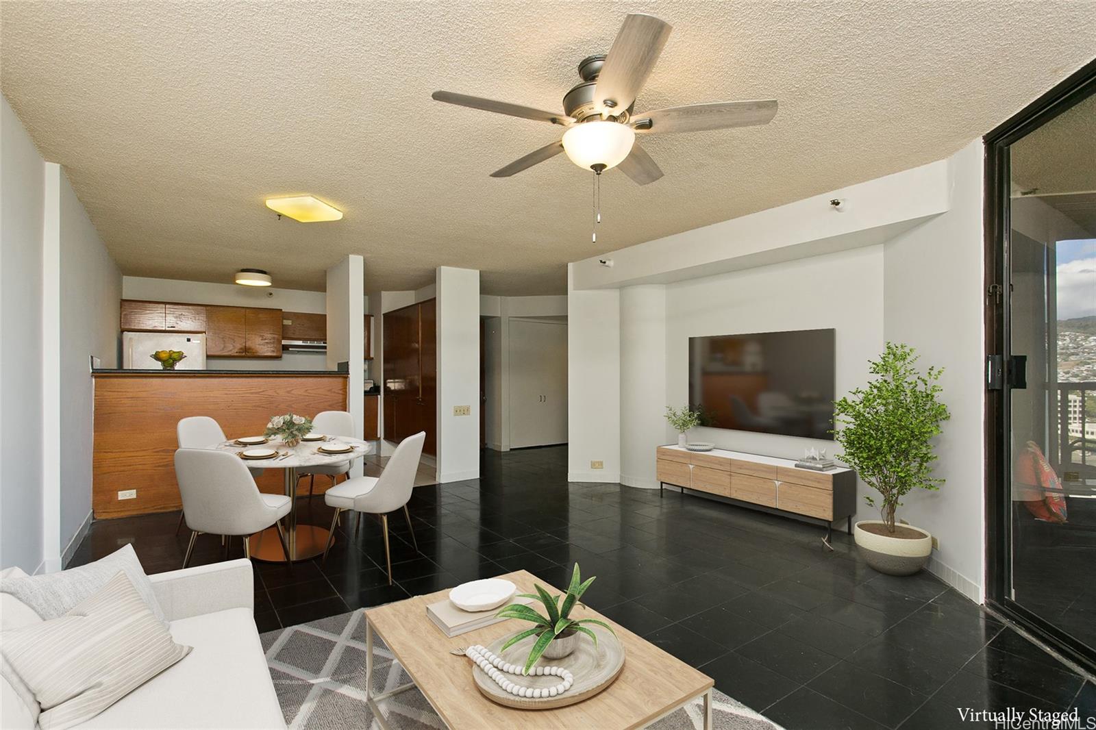 Honolulu Tower condo # 1704, Honolulu, Hawaii - photo 3 of 13