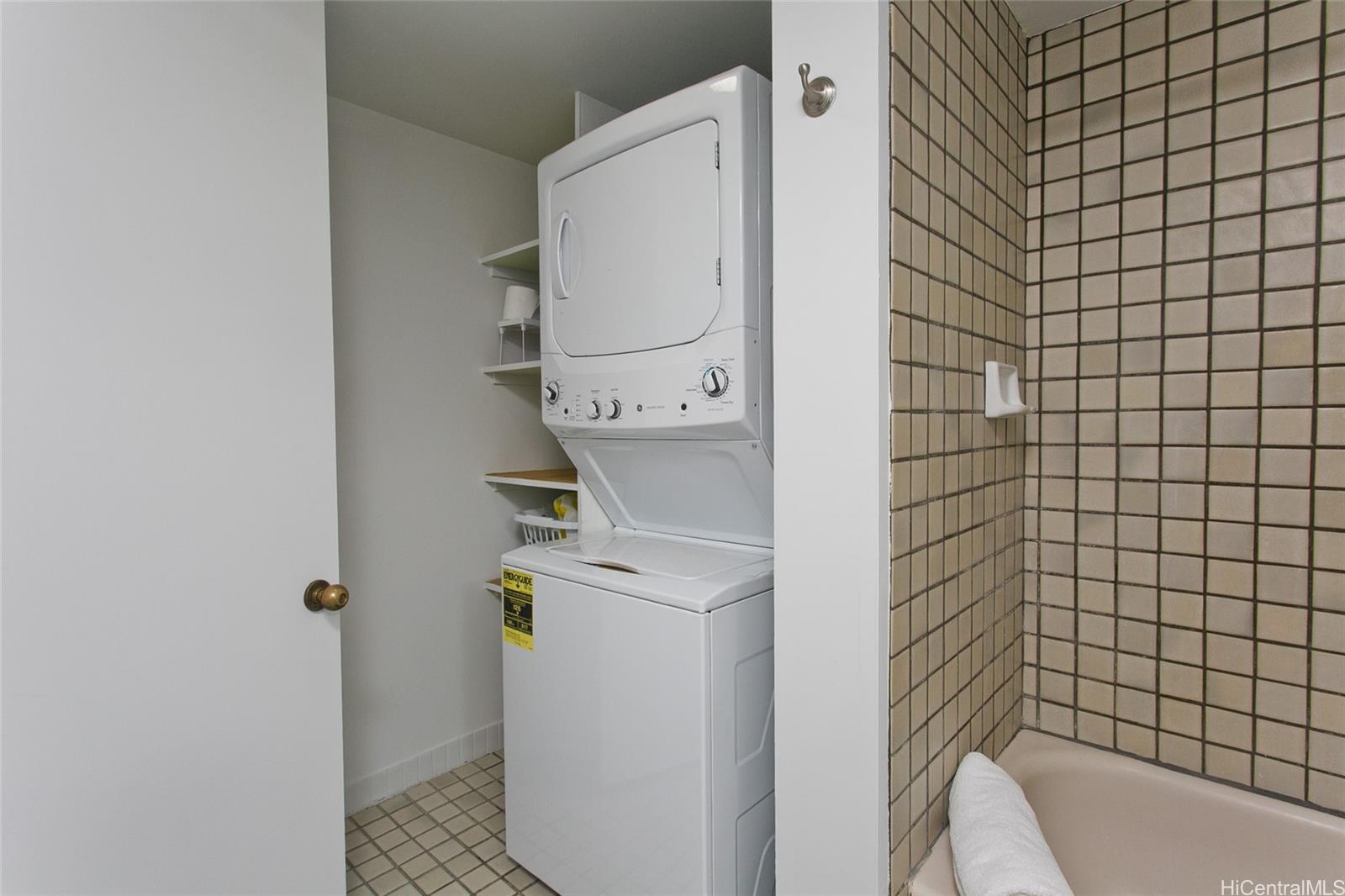 Honolulu Tower condo # 1704, Honolulu, Hawaii - photo 9 of 13