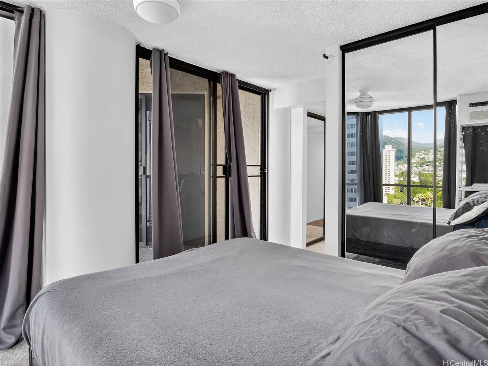 Honolulu Tower condo # 1706, Honolulu, Hawaii - photo 14 of 24