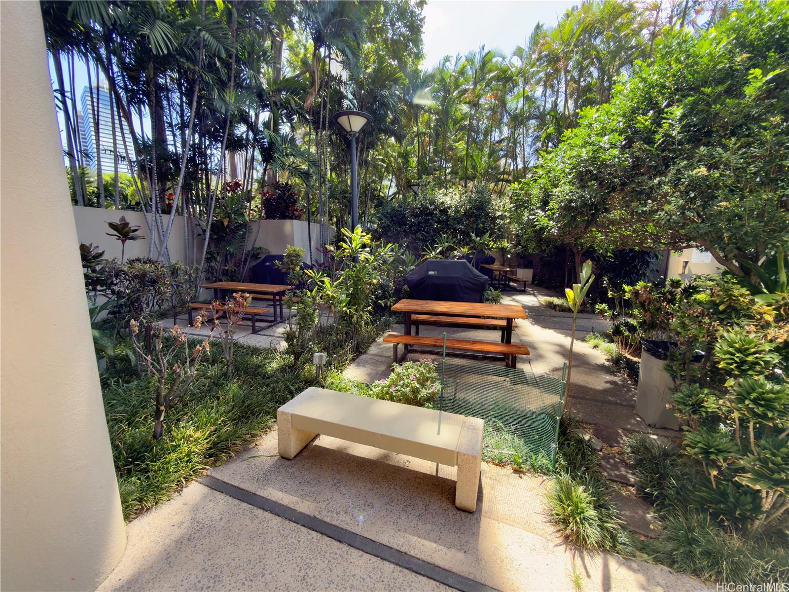 Honolulu Tower condo # 1706, Honolulu, Hawaii - photo 24 of 24