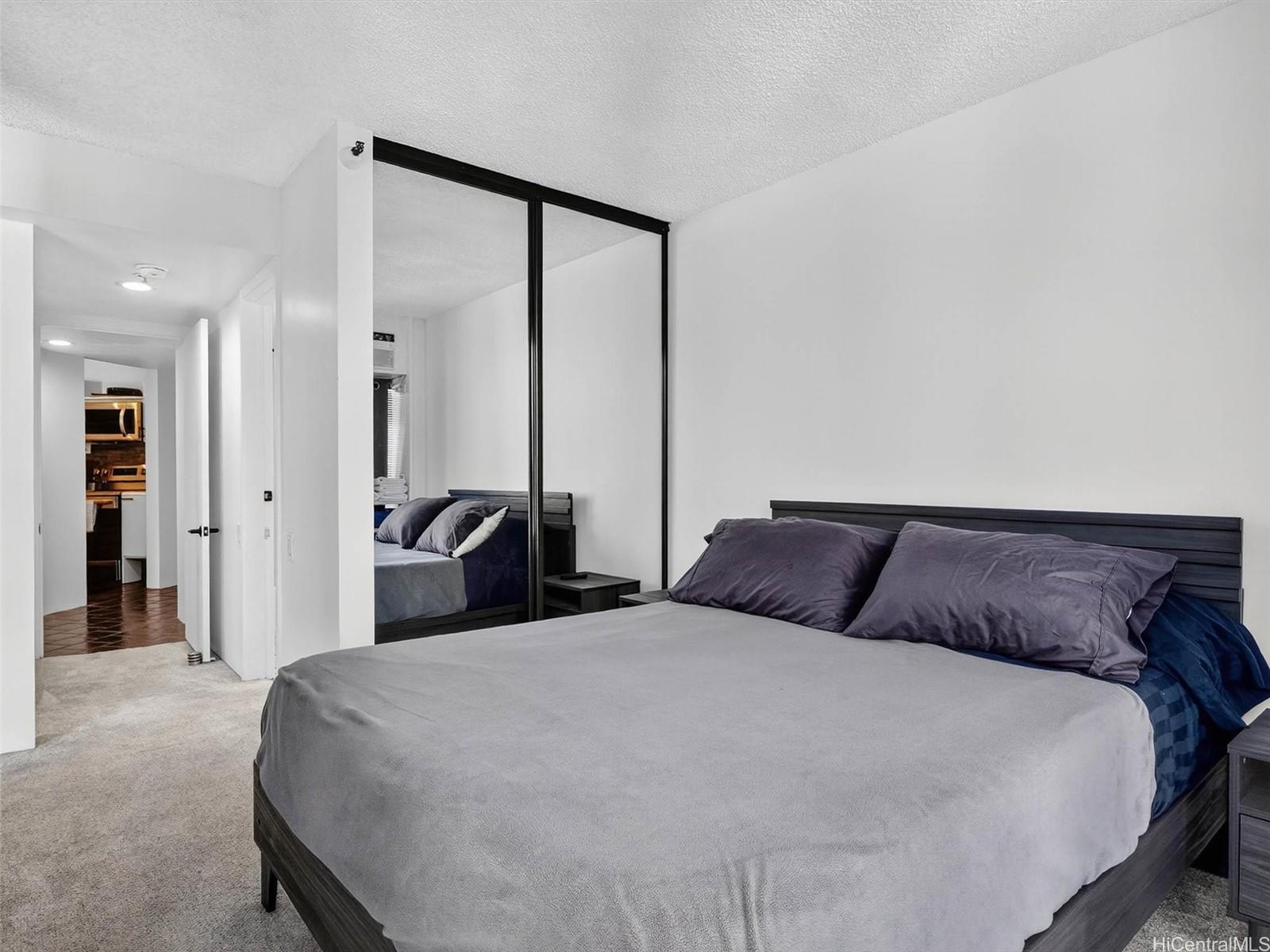 Honolulu Tower condo # 1706, Honolulu, Hawaii - photo 12 of 17