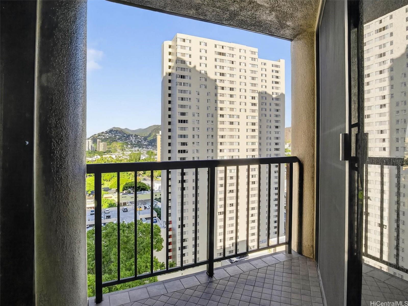 Honolulu Tower condo # 1706, Honolulu, Hawaii - photo 17 of 17
