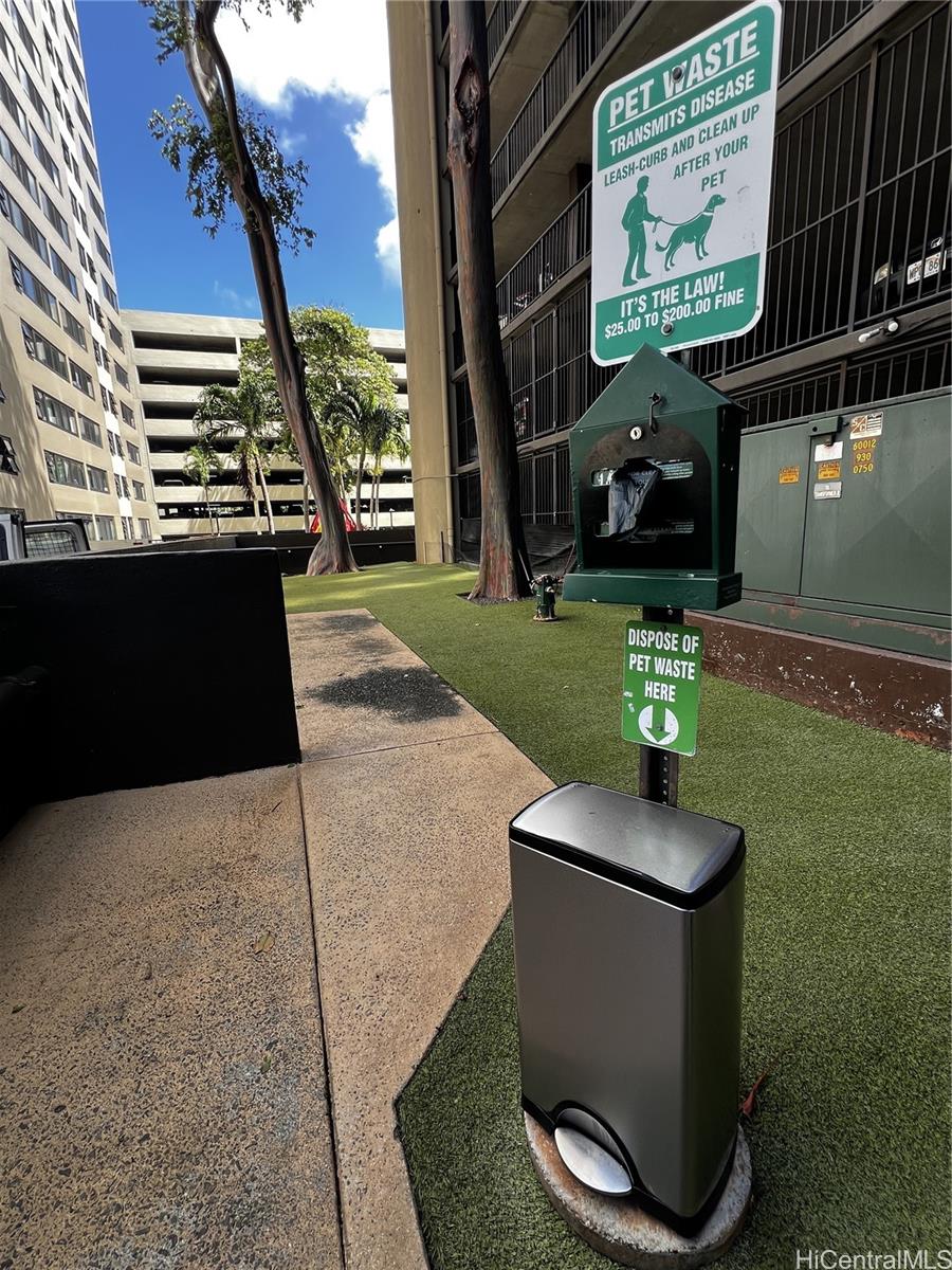 60 N Beretania St Honolulu - Rental - photo 17 of 18