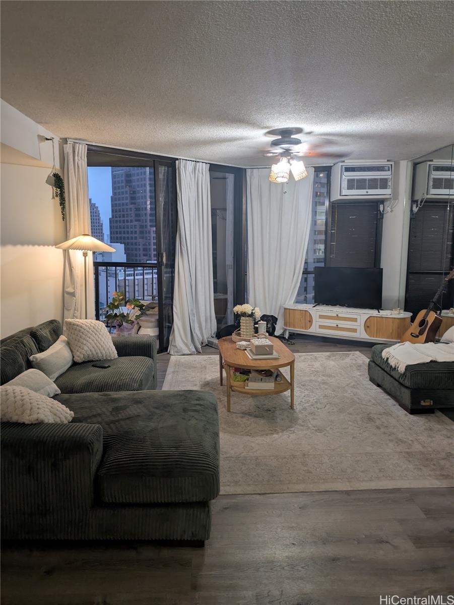 60 N Beretania St Honolulu - Rental - photo 4 of 18