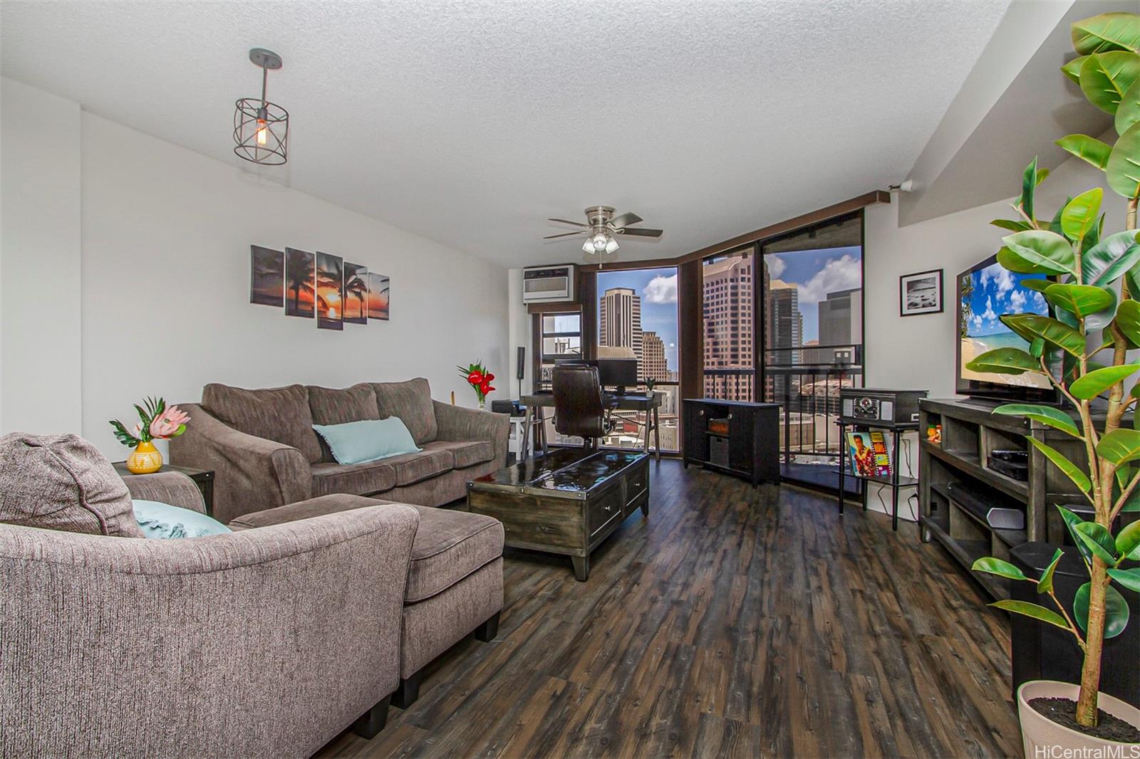 60 N Beretania St Honolulu - Rental - photo 6 of 23