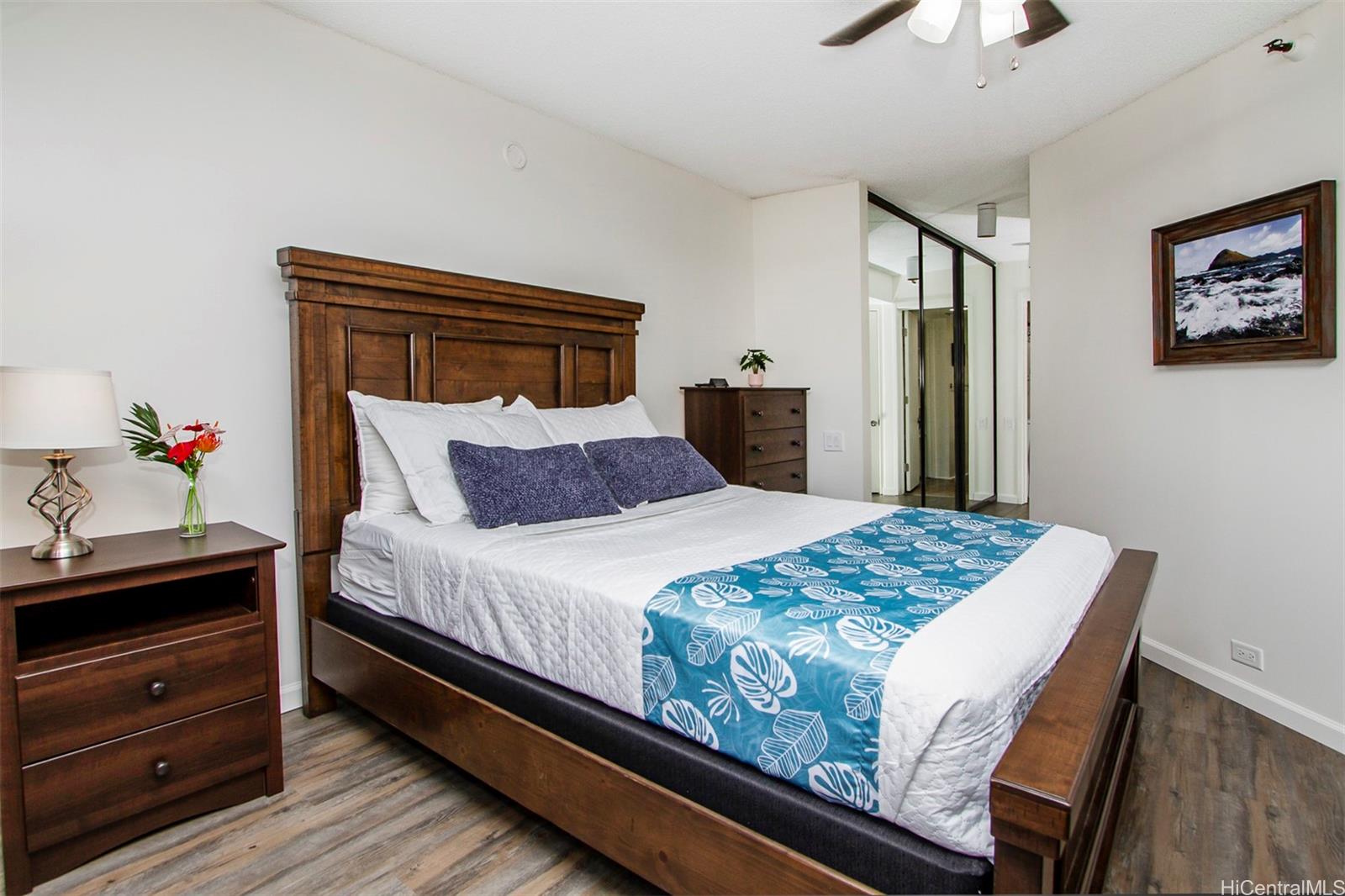 60 N Beretania St Honolulu - Rental - photo 10 of 23