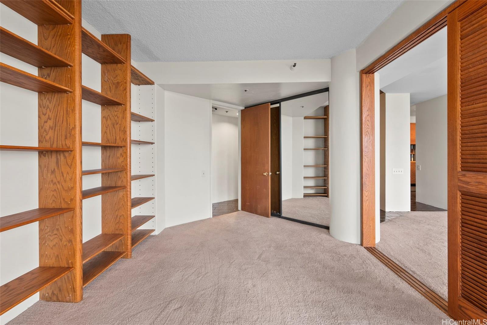 Honolulu Tower condo # 2503, Honolulu, Hawaii - photo 16 of 25