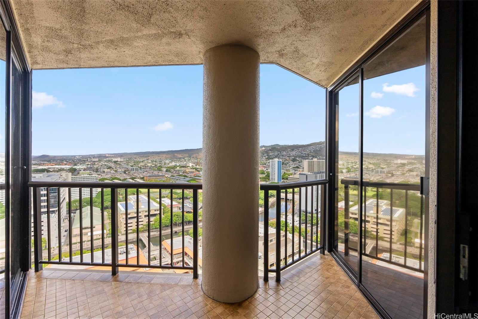 Honolulu Tower condo # 2503, Honolulu, Hawaii - photo 17 of 25