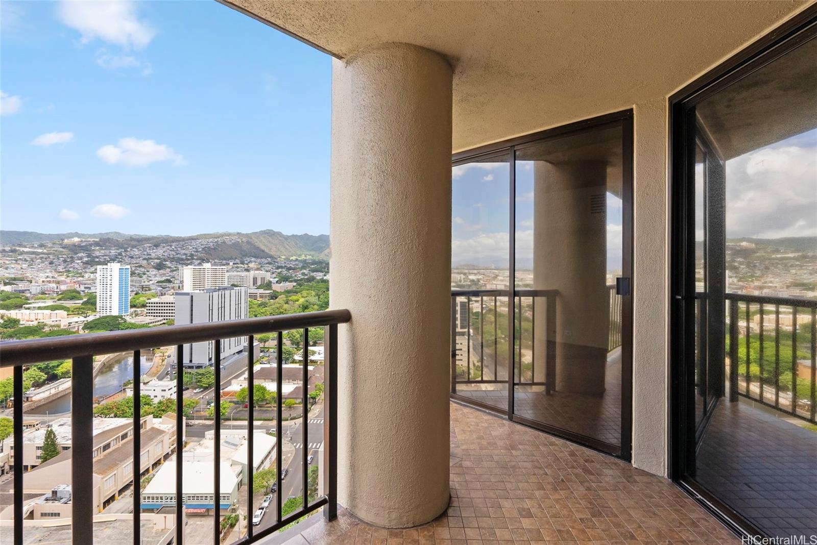 Honolulu Tower condo # 2503, Honolulu, Hawaii - photo 18 of 25