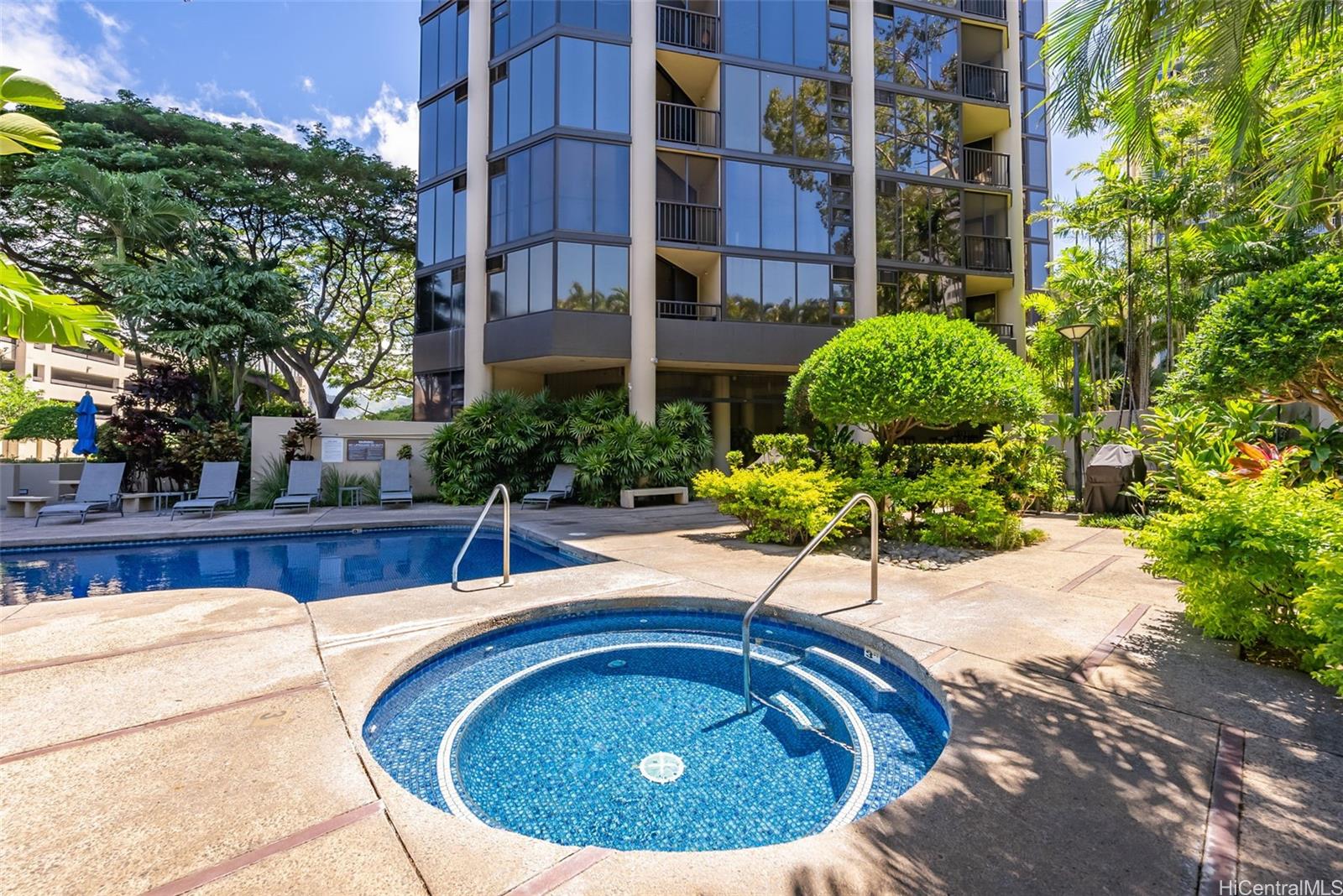 Honolulu Tower condo # 2503, Honolulu, Hawaii - photo 21 of 25