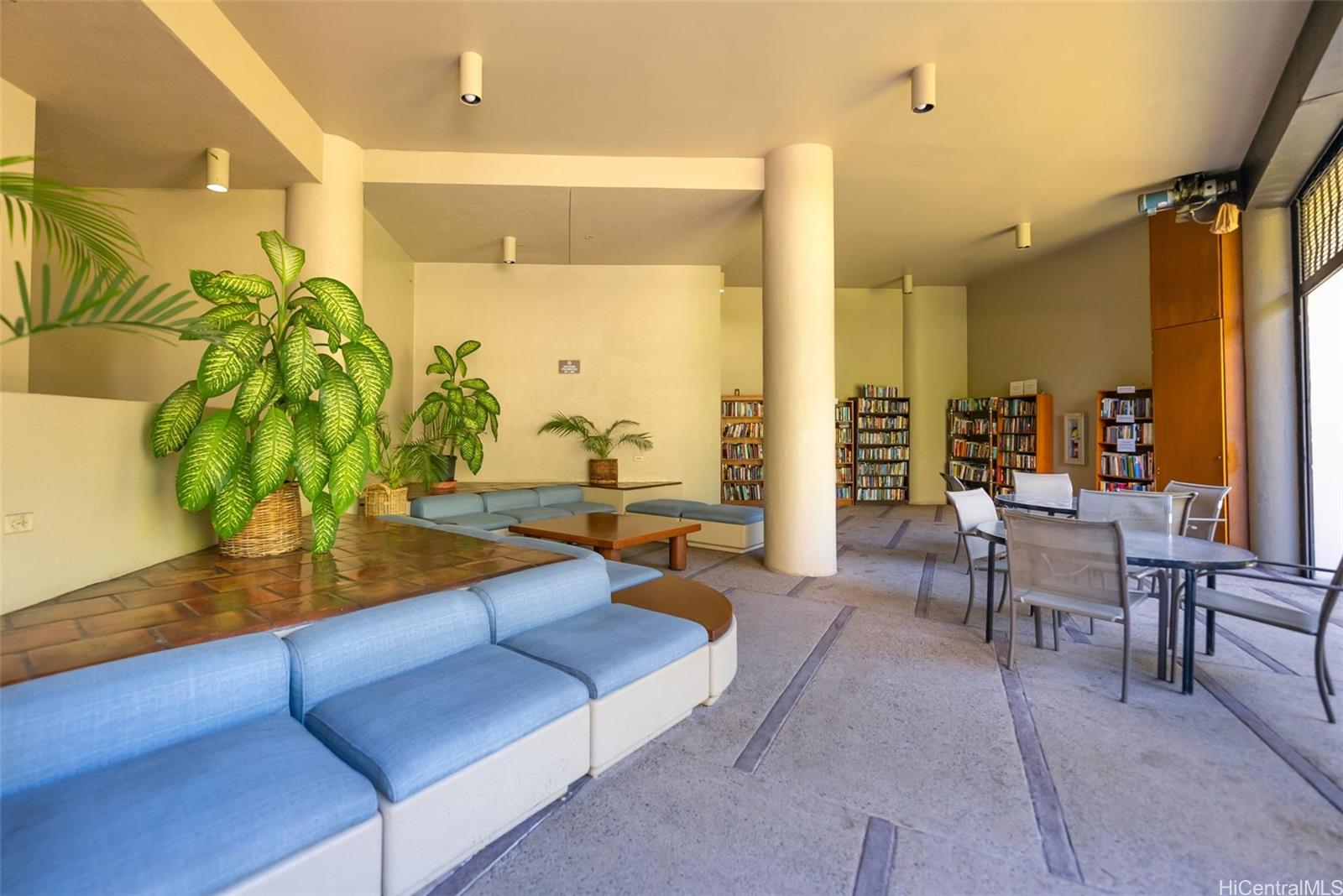 Honolulu Tower condo # 2503, Honolulu, Hawaii - photo 22 of 25