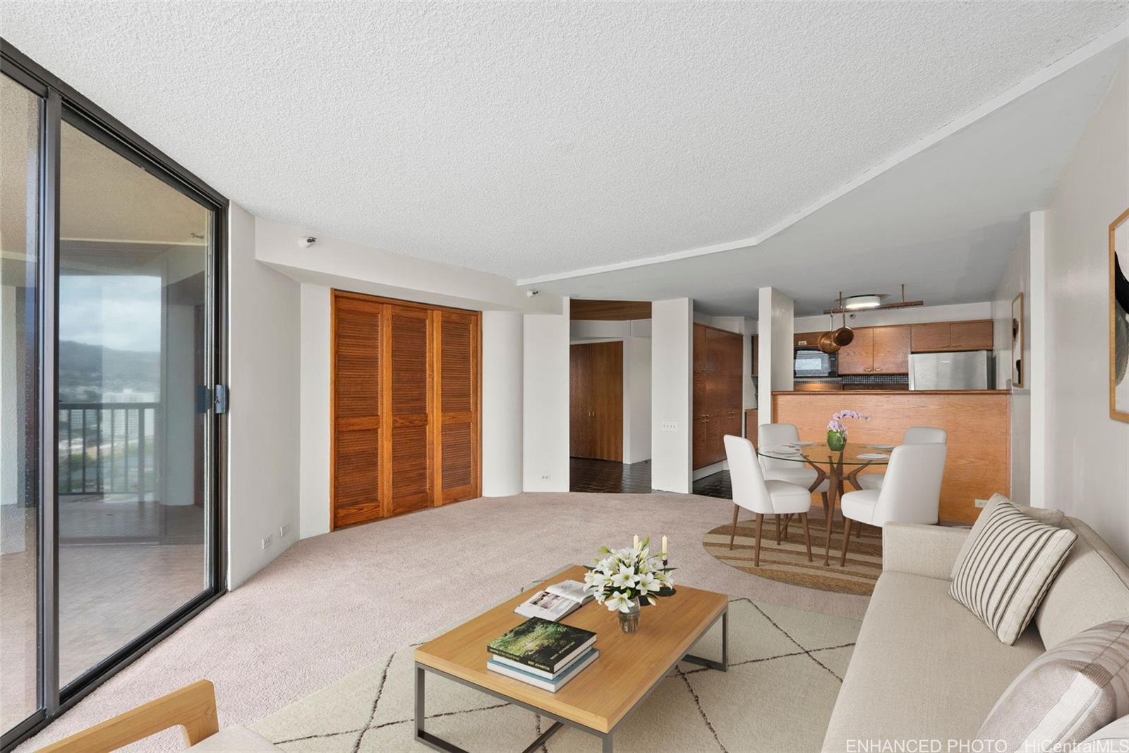 Honolulu Tower condo # 2503, Honolulu, Hawaii - photo 4 of 25