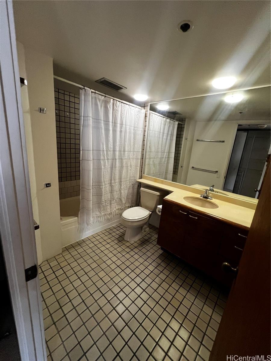 60 N Beretania St Honolulu - Rental - photo 6 of 17