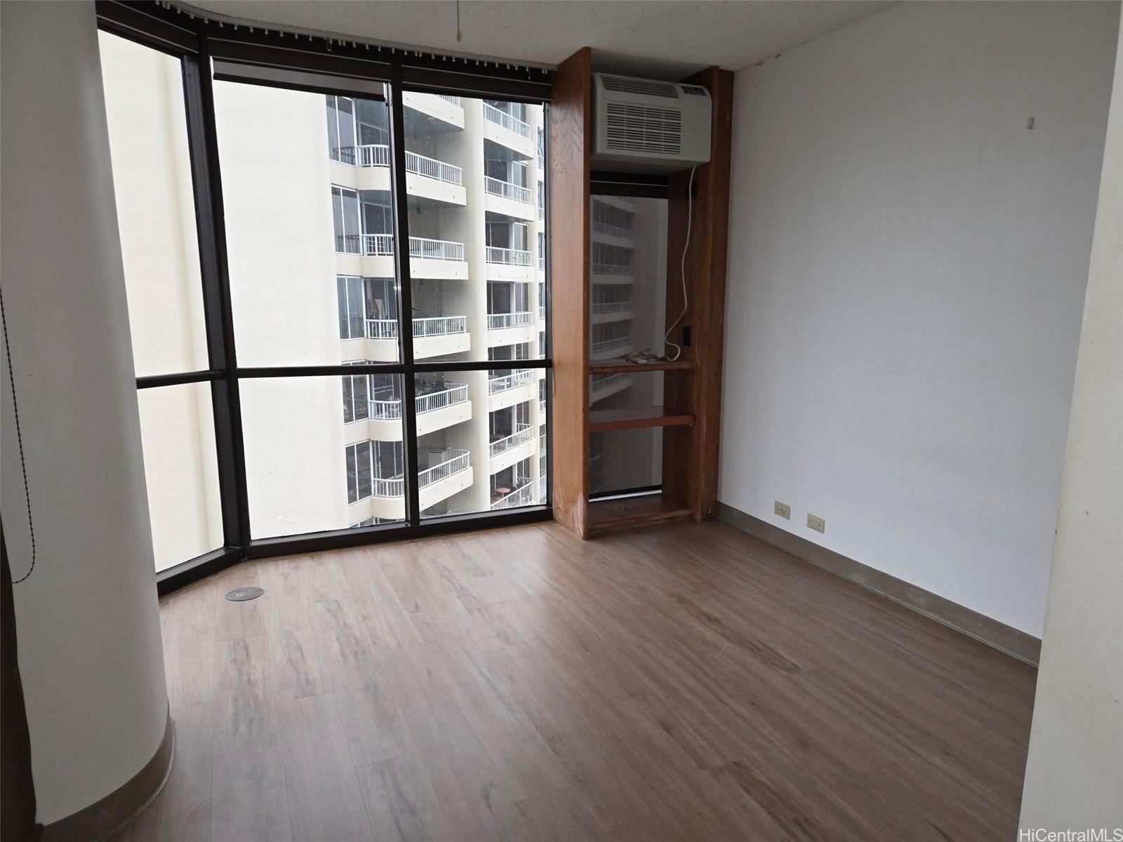 60 N Beretania St Honolulu - Rental - photo 6 of 7