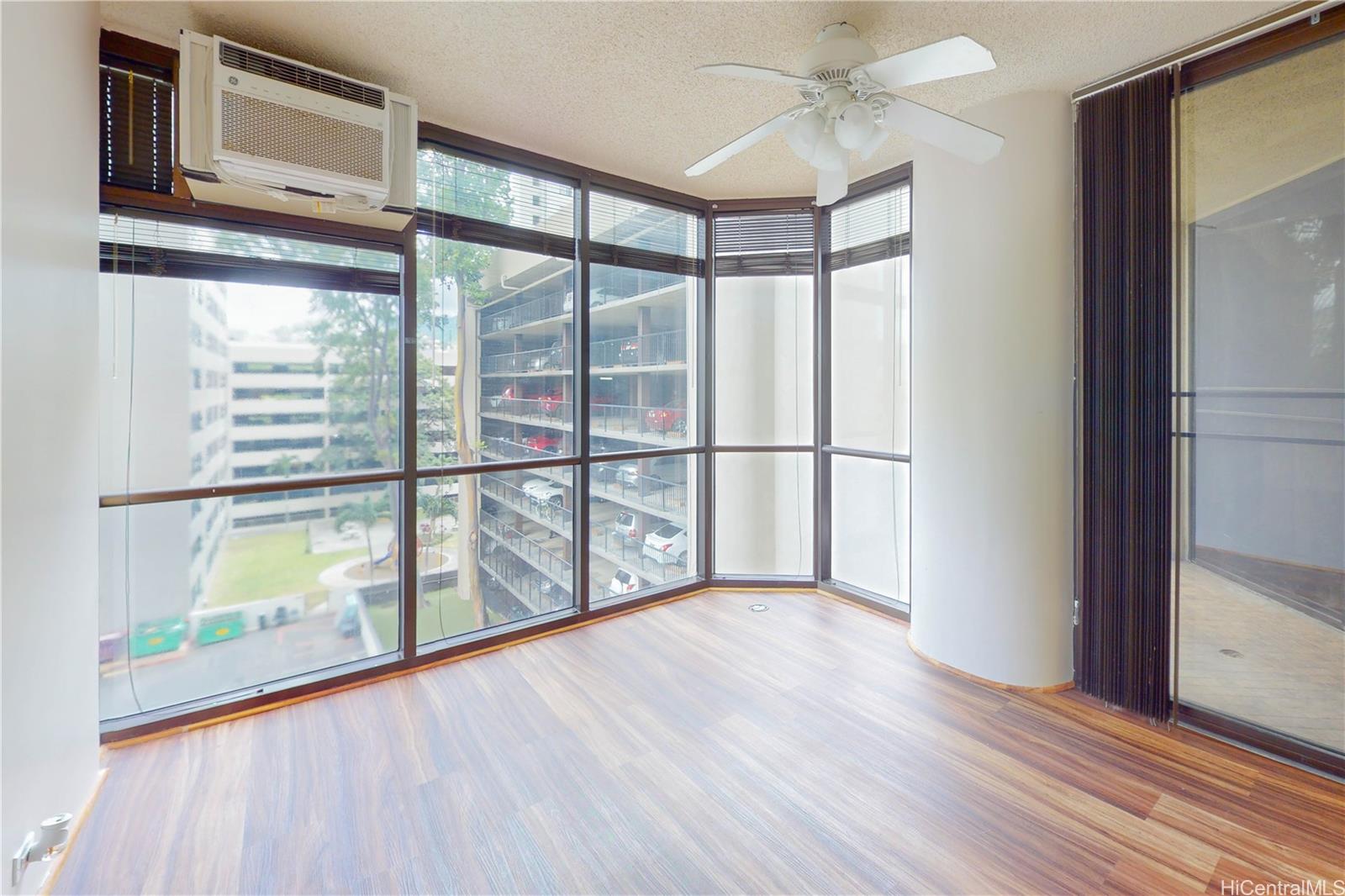 Honolulu Tower condo # 506, Honolulu, Hawaii - photo 11 of 25