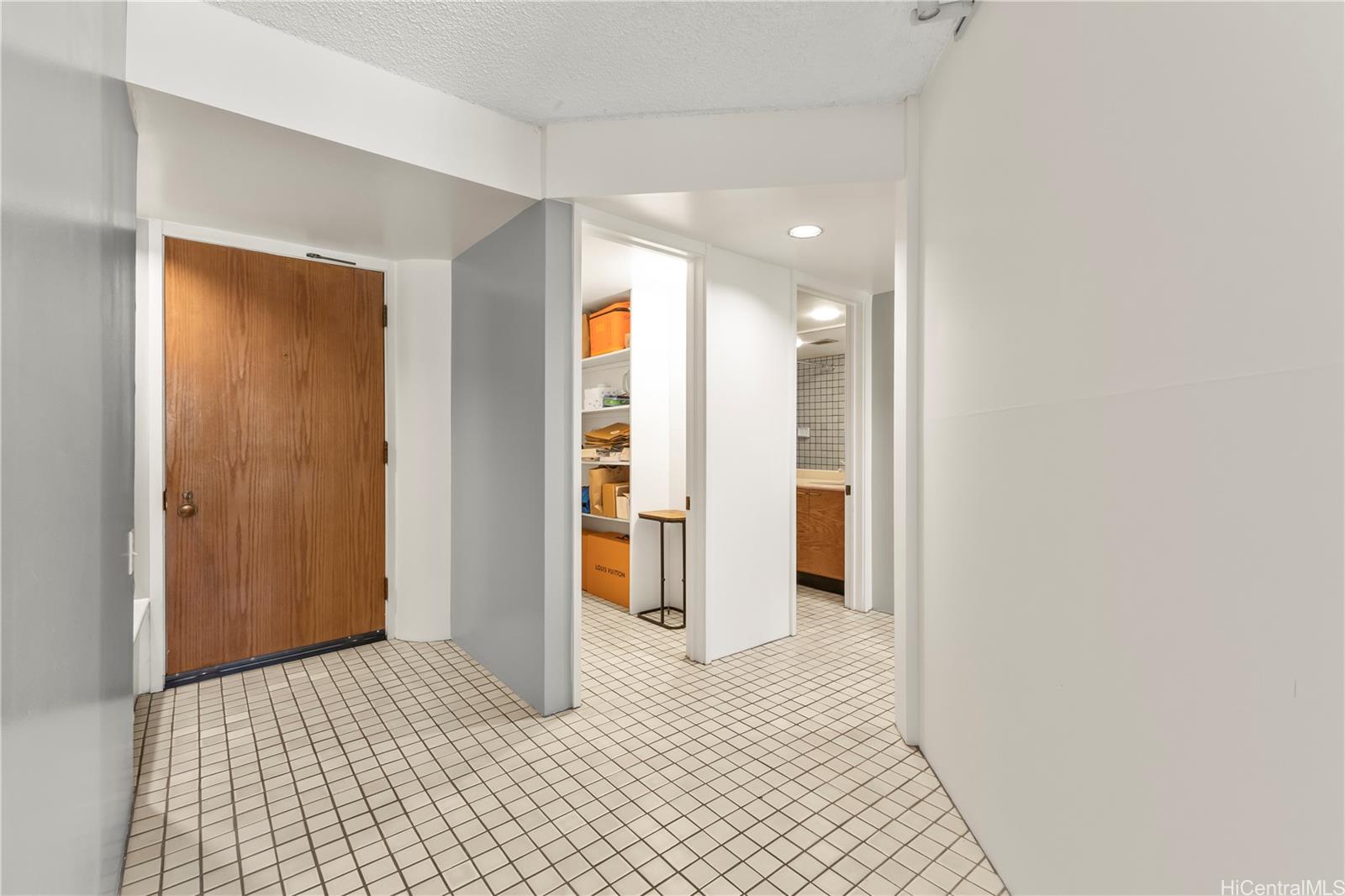 Honolulu Tower condo # 510, Honolulu, Hawaii - photo 19 of 24