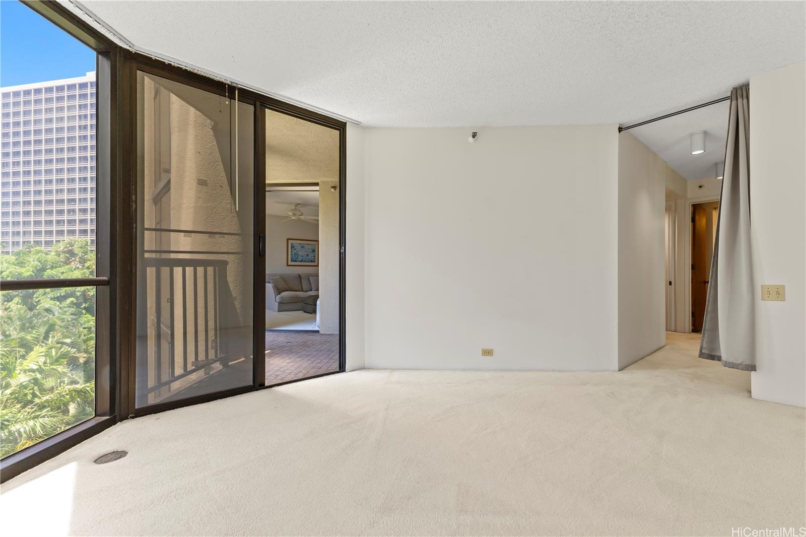 Honolulu Tower condo # 510, Honolulu, Hawaii - photo 3 of 24