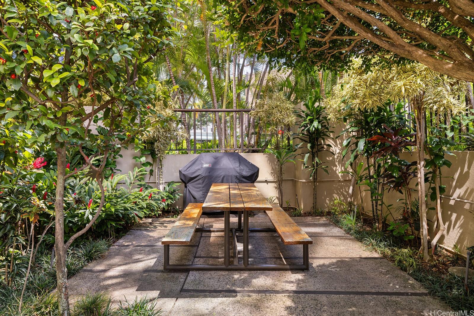 Honolulu Tower condo # 901, Honolulu, Hawaii - photo 24 of 25