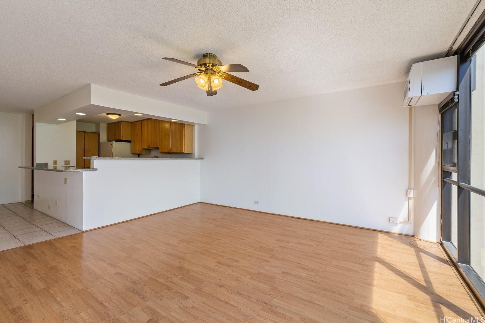 Honolulu Tower condo # 901, Honolulu, Hawaii - photo 6 of 25