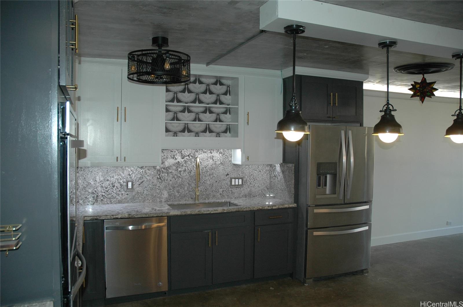 Honolulu Tower condo # 909, Honolulu, Hawaii - photo 2 of 19