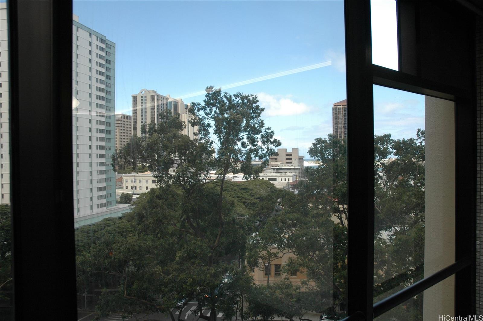 Honolulu Tower condo # 909, Honolulu, Hawaii - photo 13 of 19