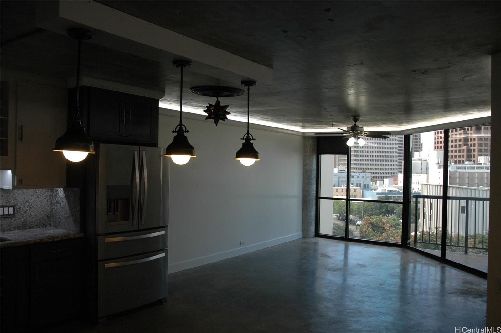 Honolulu Tower condo # 909, Honolulu, Hawaii - photo 3 of 19