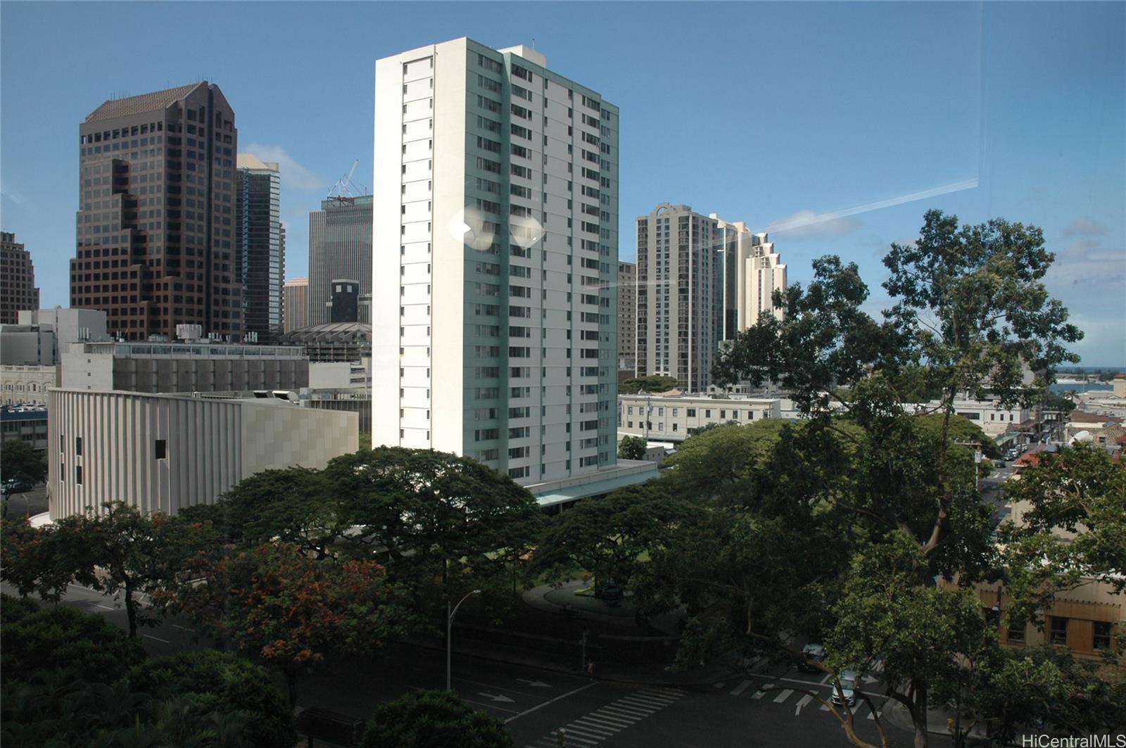 Honolulu Tower condo # 909, Honolulu, Hawaii - photo 6 of 19