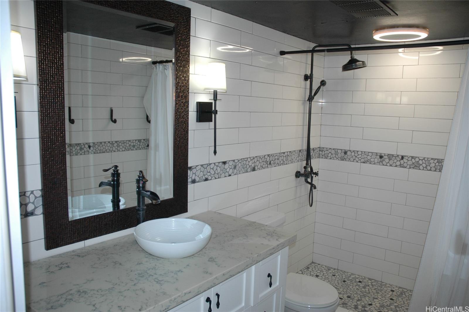 Honolulu Tower condo # 909, Honolulu, Hawaii - photo 10 of 19