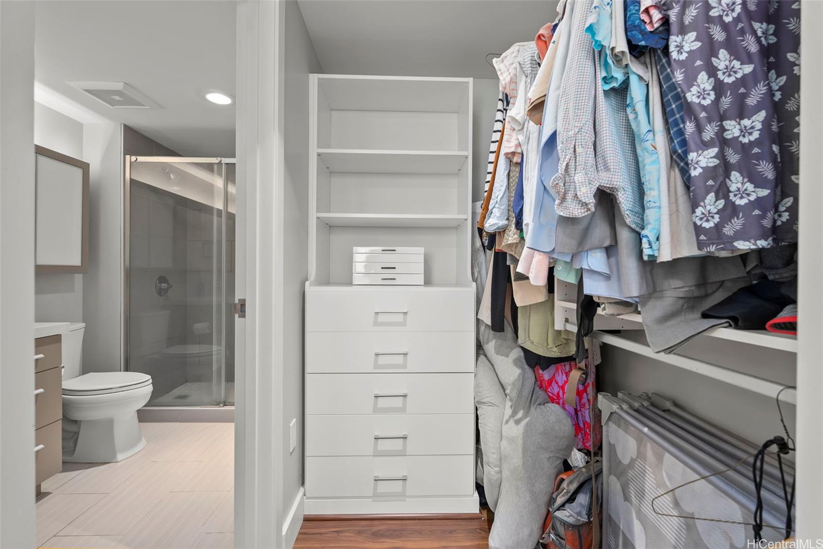 The Collection condo # 1101, Honolulu, Hawaii - photo 10 of 25