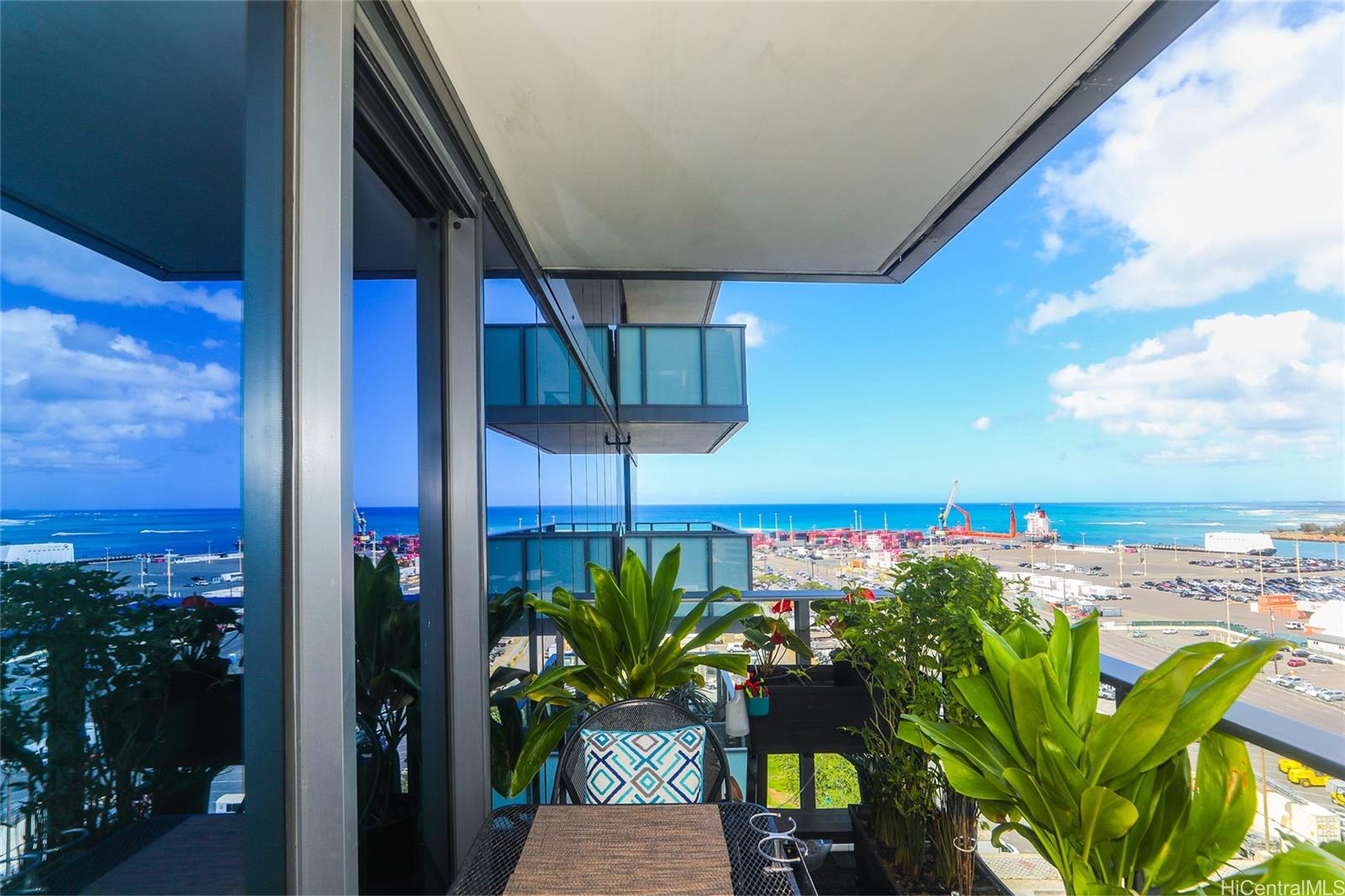 The Collection condo # 1304, Honolulu, Hawaii - photo 2 of 22