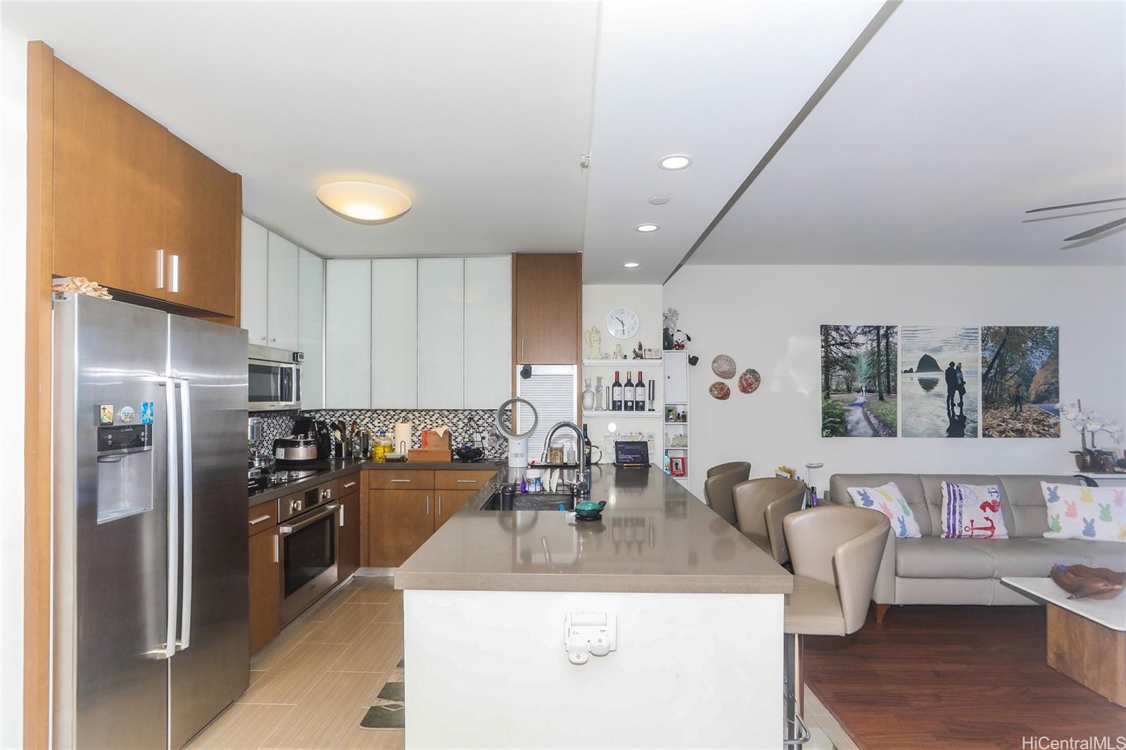 The Collection condo # 1304, Honolulu, Hawaii - photo 11 of 22