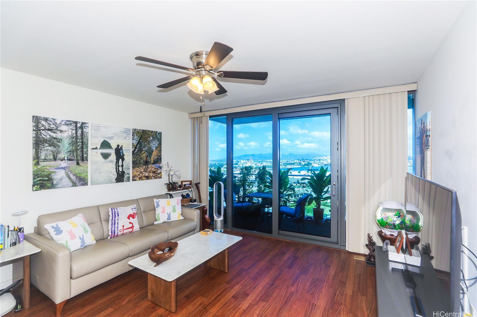 The Collection condo # 1304, Honolulu, Hawaii - photo 16 of 22