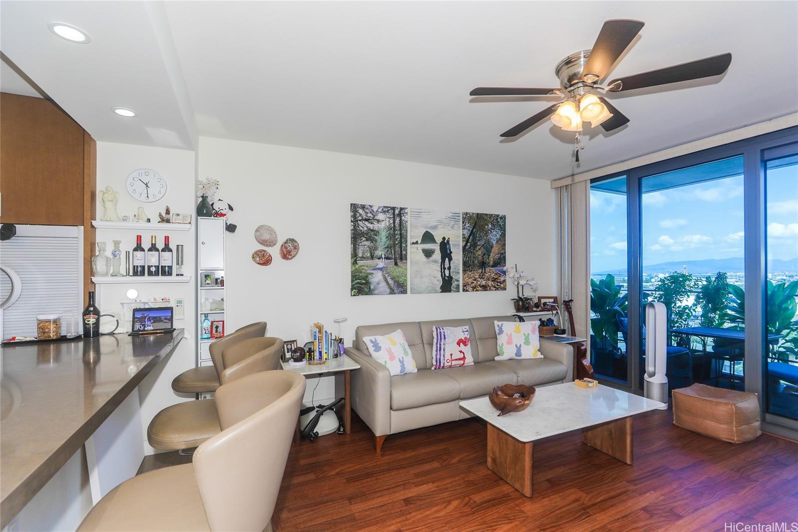 The Collection condo # 1304, Honolulu, Hawaii - photo 17 of 22