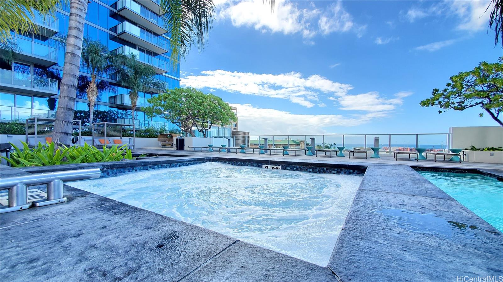 The Collection condo # 1304, Honolulu, Hawaii - photo 17 of 25