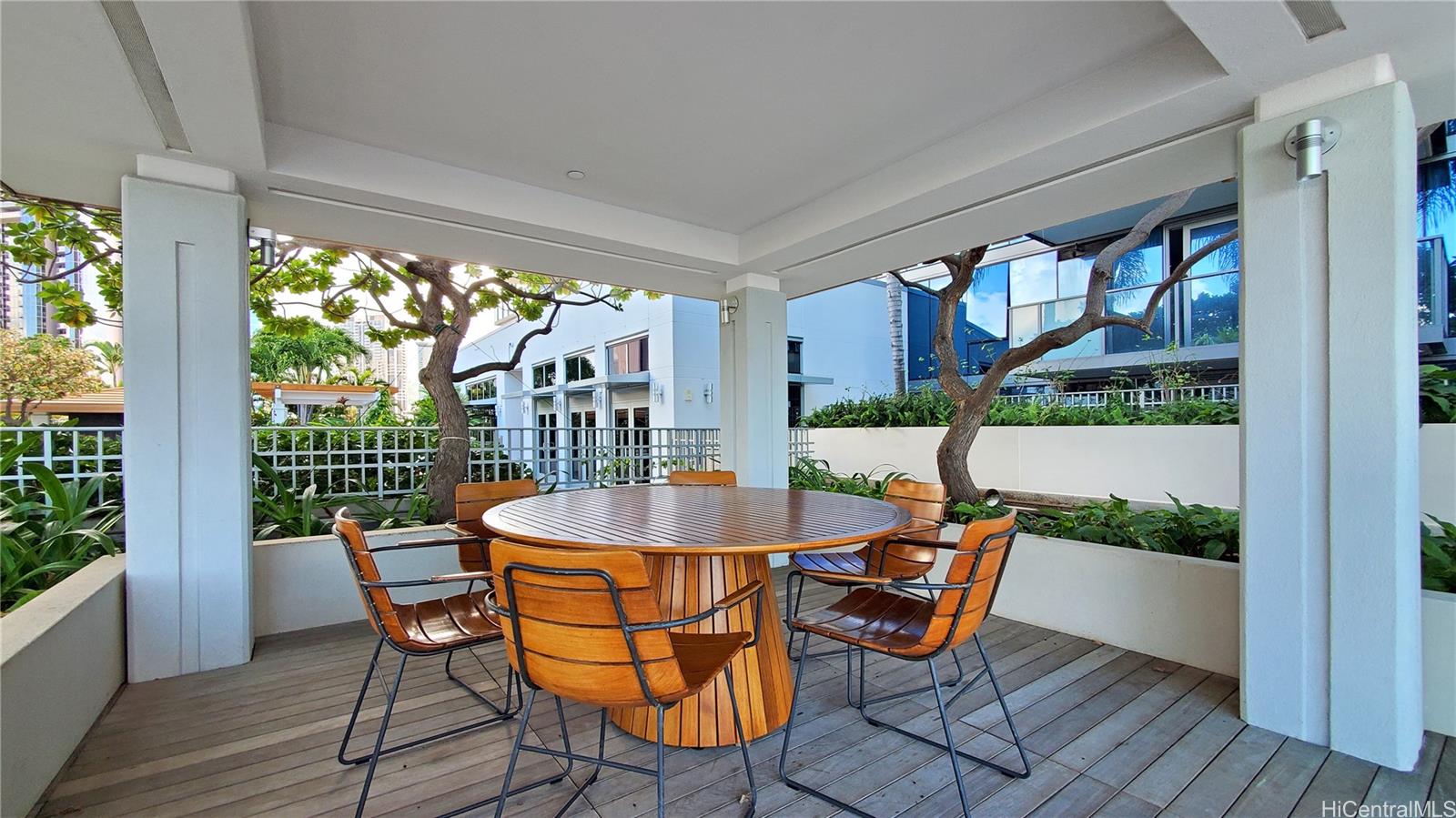 The Collection condo # 1304, Honolulu, Hawaii - photo 19 of 25