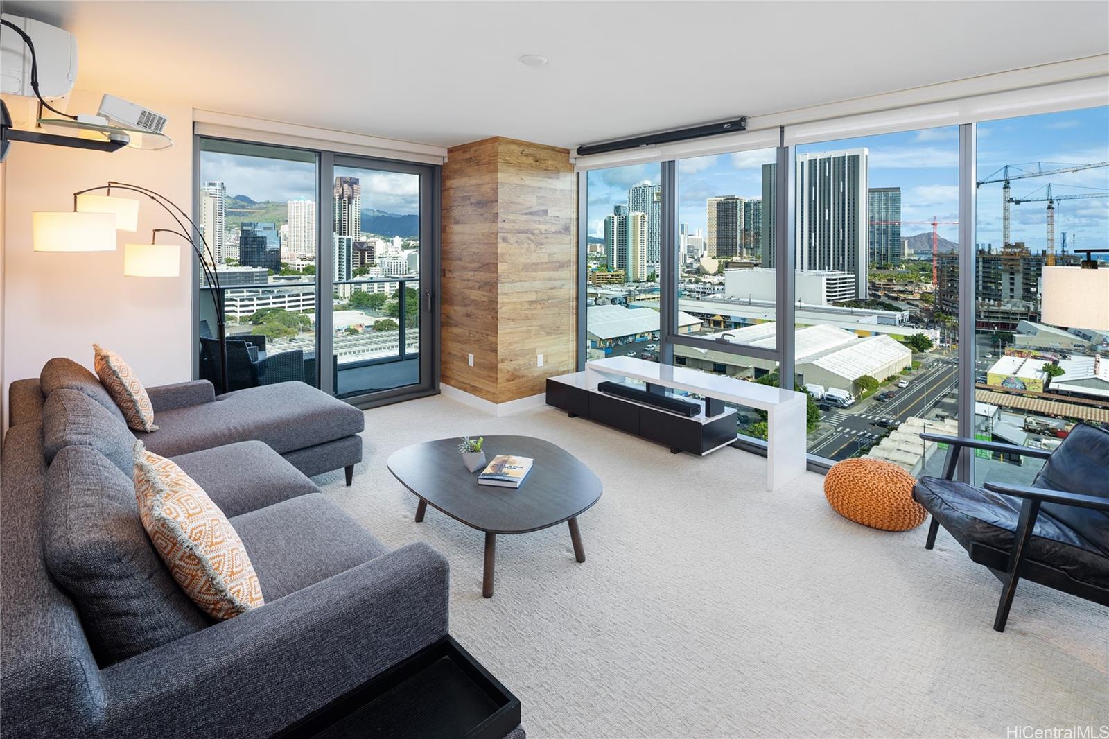 The Collection condo # 1509, Honolulu, Hawaii - photo 3 of 25