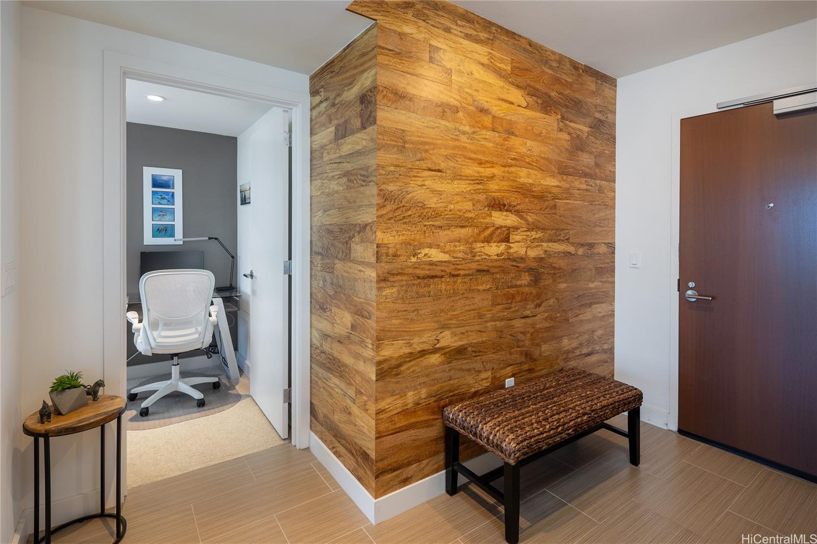 The Collection condo # 1509, Honolulu, Hawaii - photo 14 of 25