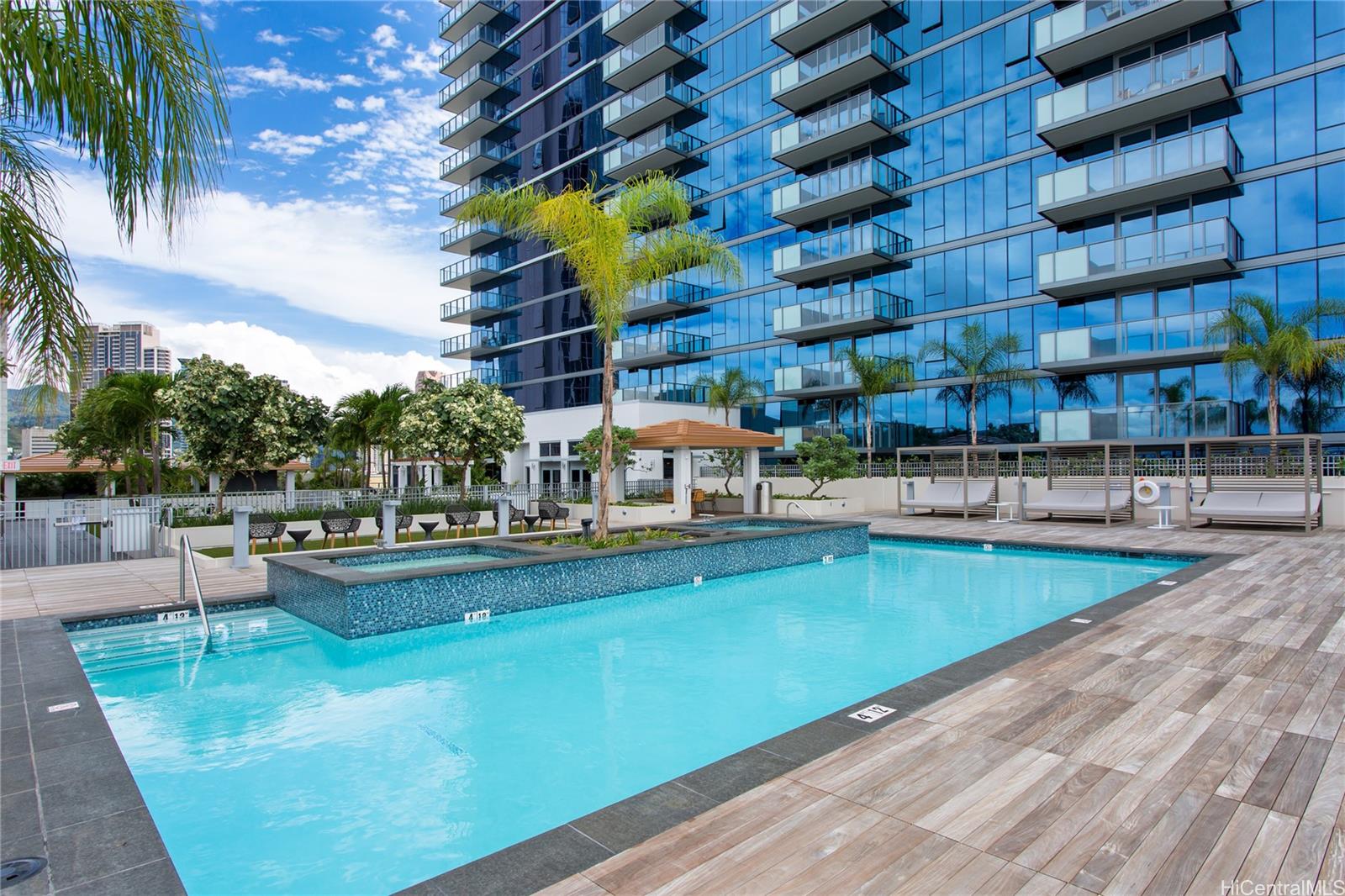 The Collection condo # 1509, Honolulu, Hawaii - photo 16 of 25