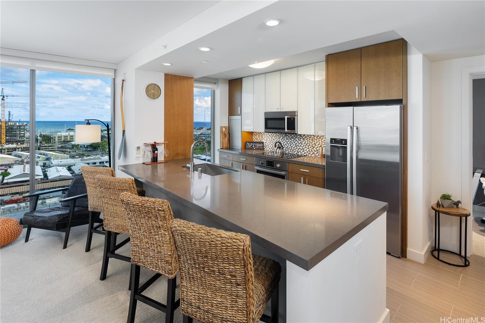 The Collection condo # 1509, Honolulu, Hawaii - photo 3 of 25